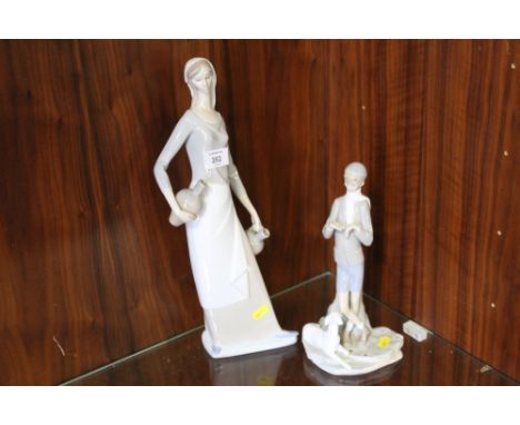 A LARGE NAO FIGURE OF A WOMAN HOLDING WATER JUGS H-40CM, TOGETHER WITH A LLADRO FIGURE OF A BOY WITH SHEEP H-26CM (2) 