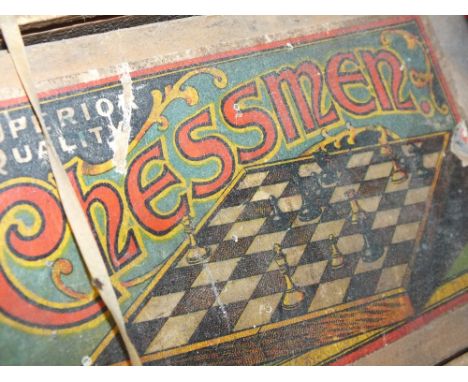 A COLLECTION OF VINTAGE CHESS AND DRAUGHTS PIECES ETC