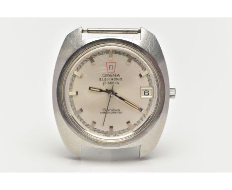 A STAINLESS STEEL 'OMEGA ELECTRONIC' WATCH HEAD, featuring a round silver dial signed 'Omega Electronic F300 Hz Geneve Chrono