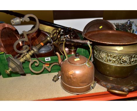 ONE BOX OF METALWARE, to include a copper bed warming pan, brass planter, two early electric copper kettles, a three branch b