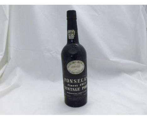 1 bt 1977 Fonseca Vintage Port  
