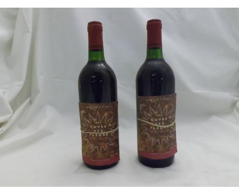 Five bottles comprising four Cuvee Des Fleurs 1992 and one Chablis Domaine St Louis vintage unknown