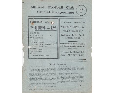 MILLWALL 1942   Four page Millwall programme for FA XI v Metropolitan Police Pros played at The Den, 8/4/42, FA XI included D