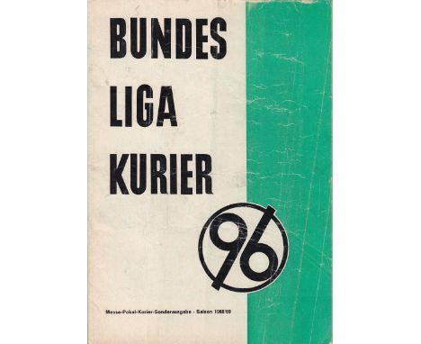 LEEDS UNITED      Programme for the away Fairs Cup tie v. Hannover 96 4/2/69, creased. Scarce item.   Fair to generally good
