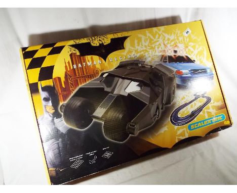 Batman - a Scalextric boxed set, 'Batman Begins' full size, track length 532 cm, mint - Est £80 - £120