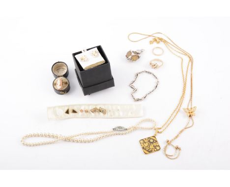 A collection of vintage jewellery,  including a dolphin ring, earrings, wedding band, cameo ring, simulated pearl necklace, s