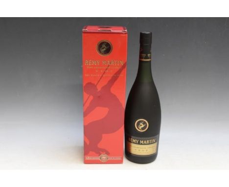 1 BOXED BOTTLE OF REMY MARTIN VSOP CHAMPAGNE COGNAC 