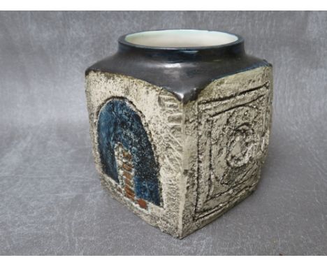 A SMALL TROIKA SQUARED VASE, with incised and coloured detail, initialled 'IH', H 9 cm Condition - No obvious damage or resto