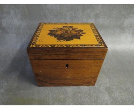 A VINTAGE TUNBRIDGEWARE TEA CADDY, H 11 cm, W 10.5 cm, L 13.5 cm