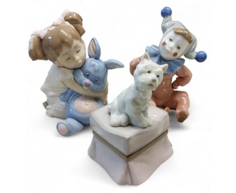 A Lladro model, My Favourite Companion, 10cm high, printed mark, 6985;&nbsp; a&nbsp; Nao nursery figure, of a girl with rabbi
