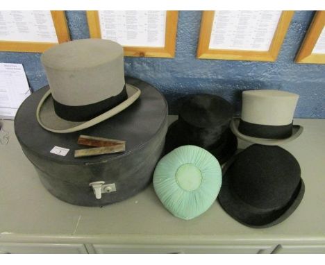 A C A Dunn top hat and a bowler hat, a Locke &amp; Co grey top hat, a Selfridges grey top hat in hat box, a ladies pleated ha