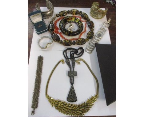 Costume jewellery to include a tortoiseshell effect necklace and bangle together with two watches to include a Bucherer ladie