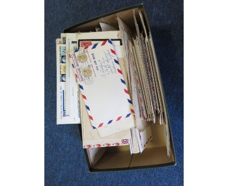 USA - Shoe box full of American covers. Many First Day (qty)