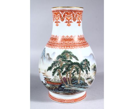 A GOOD 20TH CENTURY CHINESE REPUBLICAN STYLE PORCELAIN VASE, the vase with a detailed view of a lakeside landscape, further d