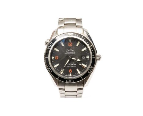 Omega Seamaster Professional Planet Ocean: a stainless steel cased automatic wristwatch, ref 22015100 serial no. 81707xxx, ci