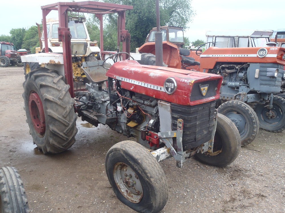 Massey Ferguson 3165 Tractor Ser No 810556