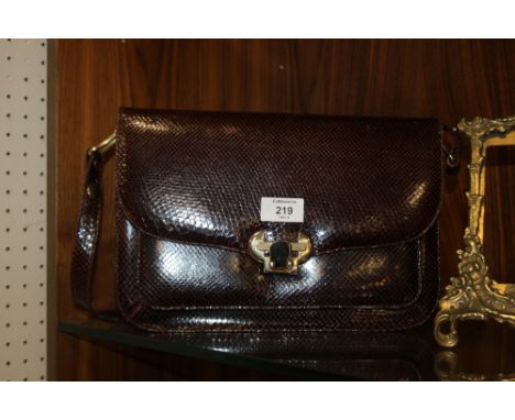 A VINTAGE SNAKESKIN EFFECT LEATHER BAG