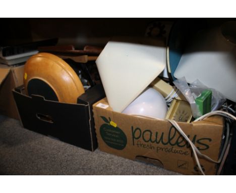 TWO TRAYS OF HOUSEHOLD SUNDRIES TO INCLUDE VINTAGE SCALES ETC