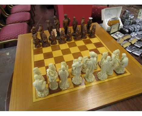 Chess set and pieces