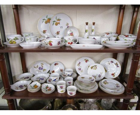 2 shelves of Royal Worcester - Evesham Pattern