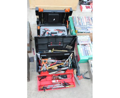 A PLASTIC TOOL BOX AND A TOOL BOX WORKMAGTE WITH AN ASSORTMENT OF TOOLS TO INCLUDE HAMMERS, SCREW DRIVERS AND SPANNERS ETC 