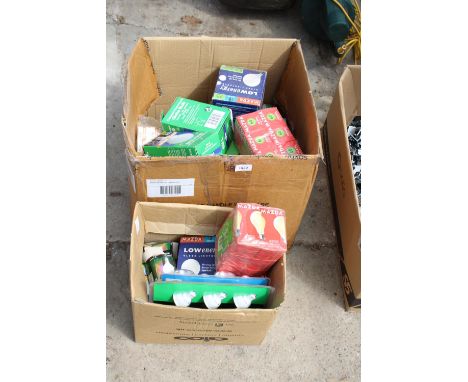 A LARGE QUANTITY OF AS NEW AND BOXED LIGHT BULBS 