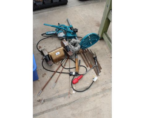 AN ASSORTMENT OF TOOLS TO INCLUDE A BENCH GRINDER, A DRILL AND DRILL STAND AND FILES ETC 