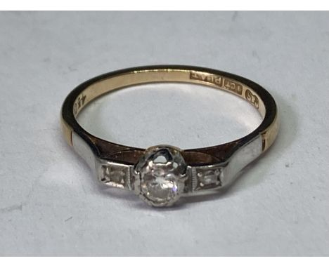 A 9 CARAT GOLD RING WITH DIAMONDS SIZE K/L 
