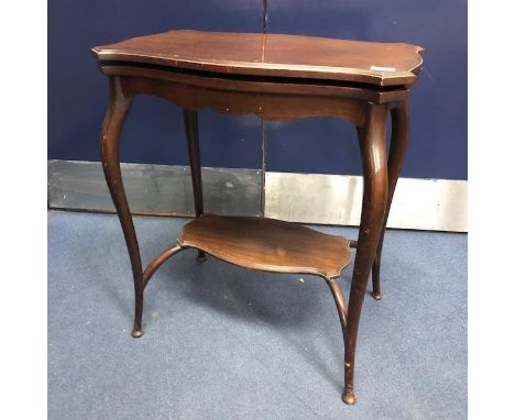 EDWARDIAN MAHOGANY TURN OVER CARD TABLE, with green interior, 62cm wide