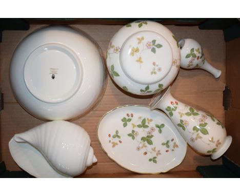 A collection of Wedgwood Wild Strawberry items to include ginger jar, vases, and tray together with 10" Wedgwood Gold Columbi