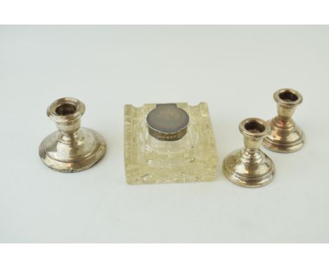 Hallmarked silver inkwell, Birmingham 1907, with a pair of short candlesticks, Birmingham 1969 and one larger (4).  