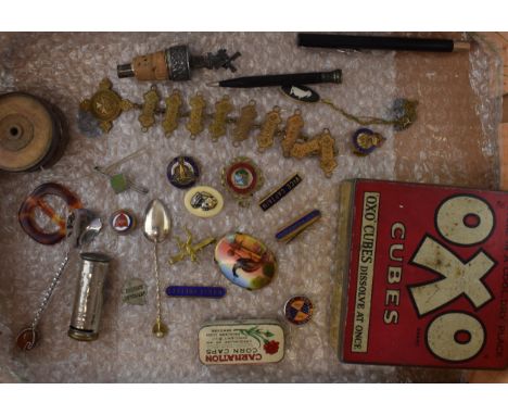 A mixed collection of items to include Wedgwood Jasperware jewellery, enamel badges, advertising tin, vintage yoyo, Ever Shar