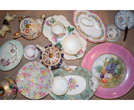 Pottery to include small Sadler teapots to include Mandarin and Tapestry, a miniature Shelley cup and saucer in the 13545 pat