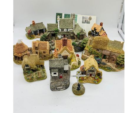 A selection of ten Lilliput Lane Cottages, Cabbage Patch Corner, The Little Lost Dog, Saddlers Inn, Clockmakers Cottage, Pres