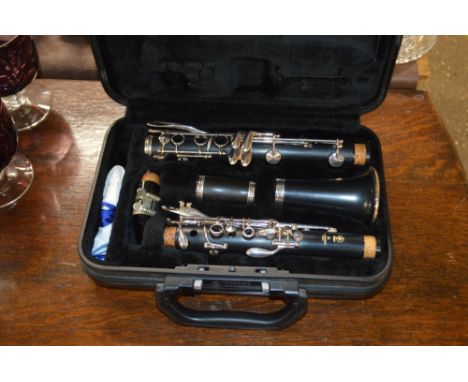 A Yamaha clarinet with carrying case