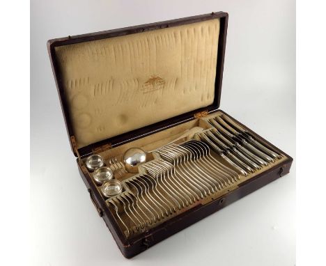 An Austro Hungarian silver canteen, V Mayer's Sohne, Vienna circa 1900, Hanoverian pattern, including six table spoons, forks