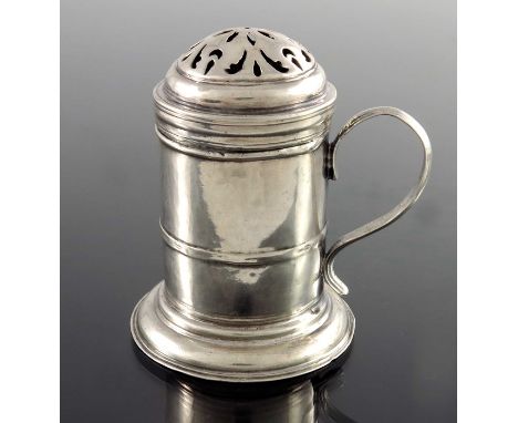 A George I silver kitchen pepper, William Looker, London 1719, step footed cylindrical form with banding and fluted rim, S ha