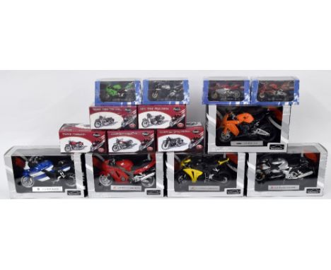 Five Editions Atlas 'Classic Motorbikes' die cast scale model motorcycles; together with four Editions Atlas model superbikes