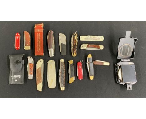 Victorinox 'The Original Swiss army knife', in box; together with two small victorinox folding penknives and a good collectio