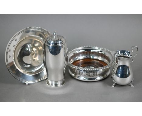 A heavy quality Art Deco sugar caster, Josiah Williams &amp; Co, Jubilee marked London 1935, 14cm high, a small Armada dish, 