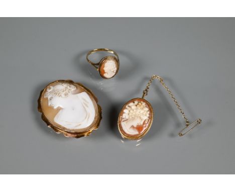 An oval shell cameo brooch featuring the goddess Selene with crescent moon, in 9ct gold scroll mount, 5 x 4 cm; a small cameo