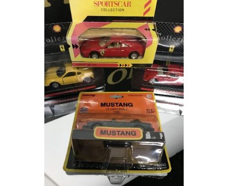 LARGE AMOUNT 1:43 SCALE BOXED CARS INCLUDING MAISTO SUPER CAR COLLECTION, SHELL CLASSIC SPORTS CAR COLLECTION