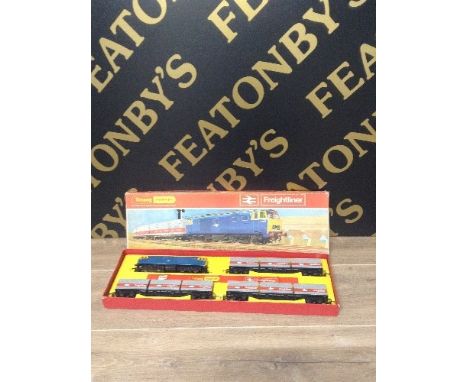 RARE 1968 - 70 TRIANG FREIGHTLINER SET R.645 box is fair - good , loco & wagons good