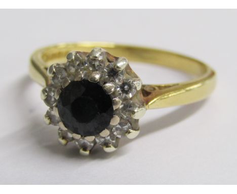 18ct gold daisy ring with central sapphire surrounded by diamonds - ring size L/M - total weight 3.7g