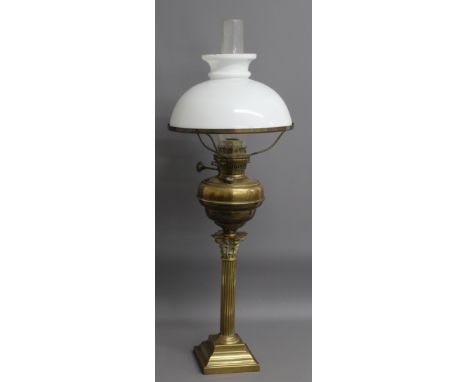 Brass paraffin lamp