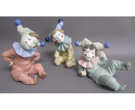 3 Nao clowns&nbsp;