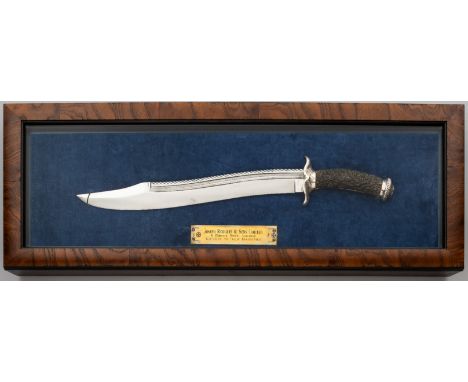 A LARGE DISPLAY BOWIE KNIFE IN THE EASTERN STYLE, JOSEPH RODGERS &amp; SONS, 6 NORFOLK STREET, SHEFFIELD, LATE 19TH CENTURY w