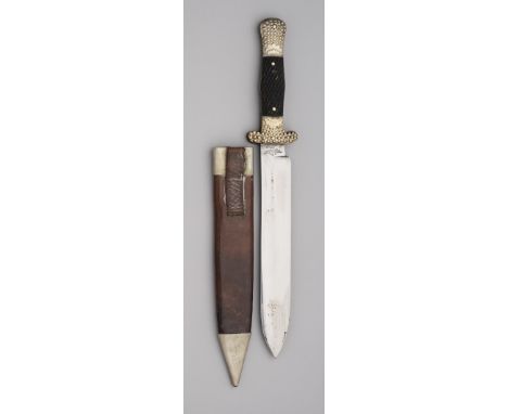 A BOWIE KNIFE BY JOSEPH RODGERS &amp; SONS, 6 NORFOLK STREET, SHEFFIELD, LAST QUARTER OF THE 19TH CENTURY with broad single-e