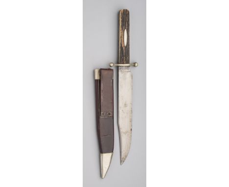 A BOWIE KNIFE, JOSEPH RODGERS &amp; SONS, NO. 6 NORFOLK STREET, SHEFFIELD, EARLY 20TH CENTURY with tapering blade formed with