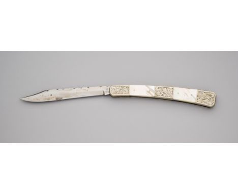 A FOLDING KNIFE, SHEFFIELD, LATE 19TH CENTURY, PROBABLY JOHN SELLERS &amp; SONS with folding blade formed with a clipped poin
